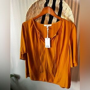 NWT Rose + Olive Orange Lightweight Short Sleeve Blouse Women’s Large